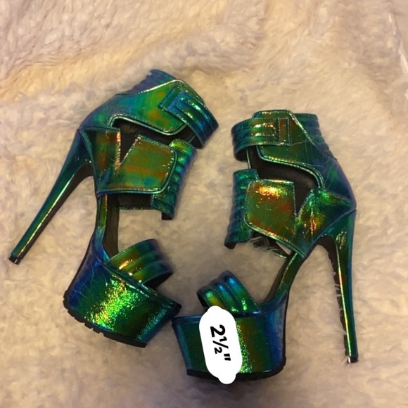 🚨Privilege Cosmic Crush Green Irrid Heels - Picture 4 of 5